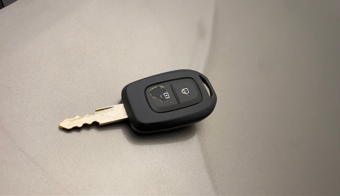 2018 Datsun Redi Go T(O) 1.0 AMT, Petrol, Automatic, 16,345 km, Lock system - Central lock not working
