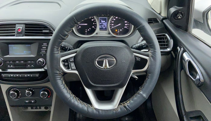 2016 Tata Tiago XZ 1.2 REVOTRON, Petrol, Manual, 14,724 km, Steering Wheel Close Up