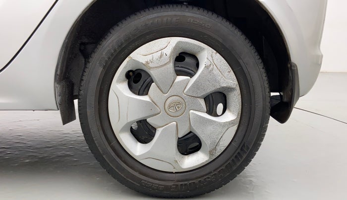 2016 Tata Tiago XZ 1.2 REVOTRON, Petrol, Manual, 14,724 km, Left Rear Wheel