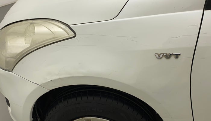2014 Maruti Swift VXI, Petrol, Manual, 70,366 km, Left fender - Slightly dented