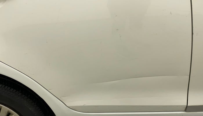 2014 Maruti Swift VXI, Petrol, Manual, 70,509 km, Right rear door - Minor scratches