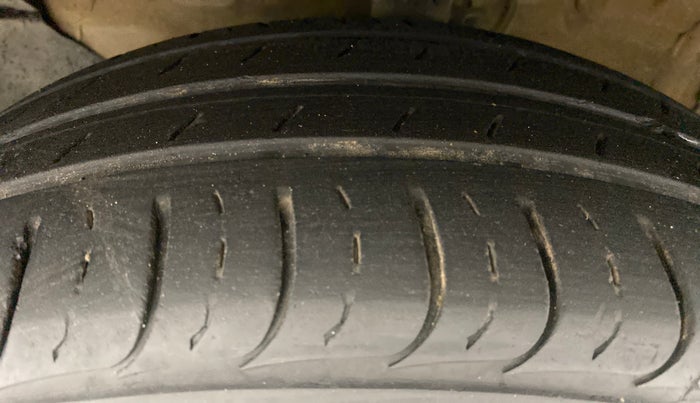 2019 KIA SELTOS HTK PLUS 1.5 PETROL, Petrol, Manual, 35,854 km, Left Front Tyre Tread