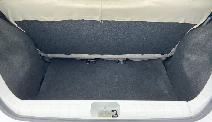 2017 Datsun Redi Go S 1.0, Petrol, Manual, 11,350 km, Boot Inside View