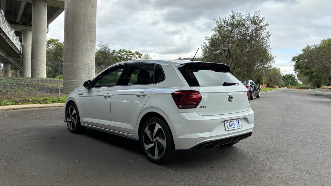 Left Back Diagonal (45- Degree) View