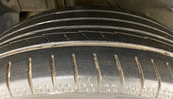 2018 Tata NEXON XM 1.2, Petrol, Manual, 38,203 km, Right Rear Tyre Tread
