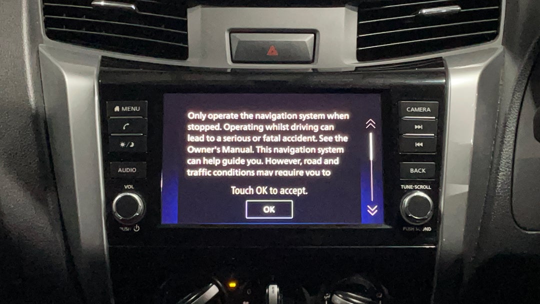2021 Nissan Navara Sl (4x4), Automatic, 77512 km, Infotainment System