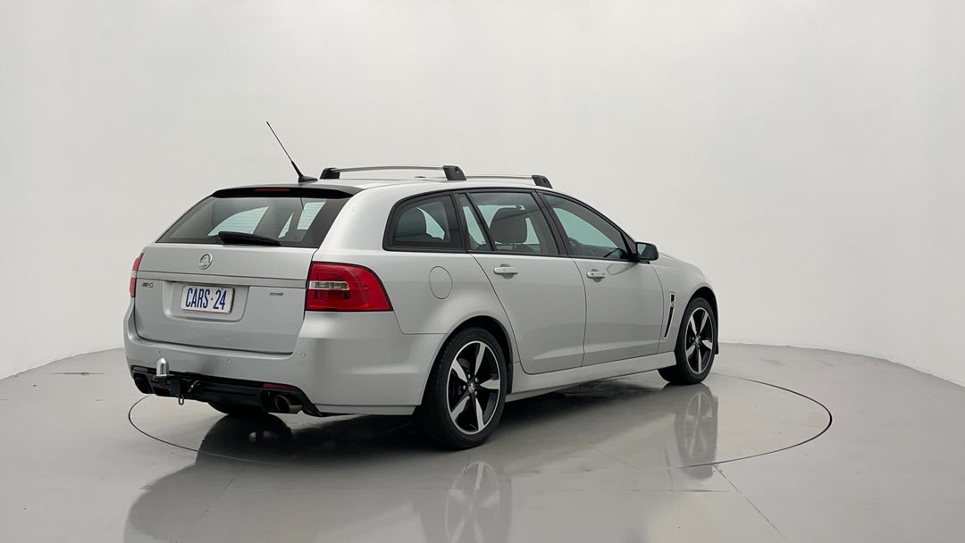 Right Back Diagonal (45- Degree) View