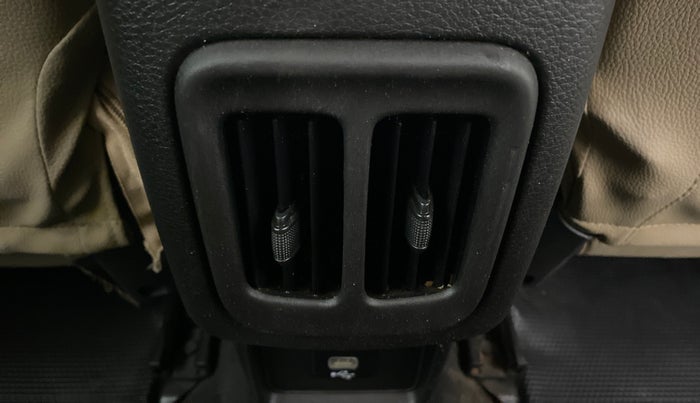 2017 Jeep Compass 2.0 LONGITUDE, Diesel, Manual, 69,224 km, Rear AC Vents