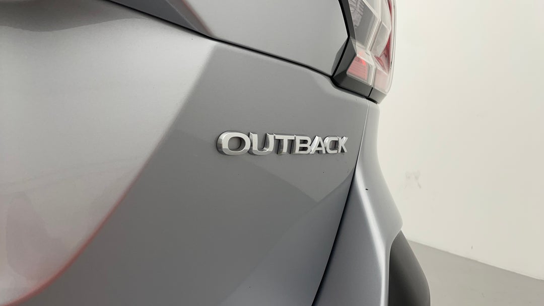 2022 Subaru Outback 2.5i Awd, Automatic, 33732 km, Badge (Boot Right Side)