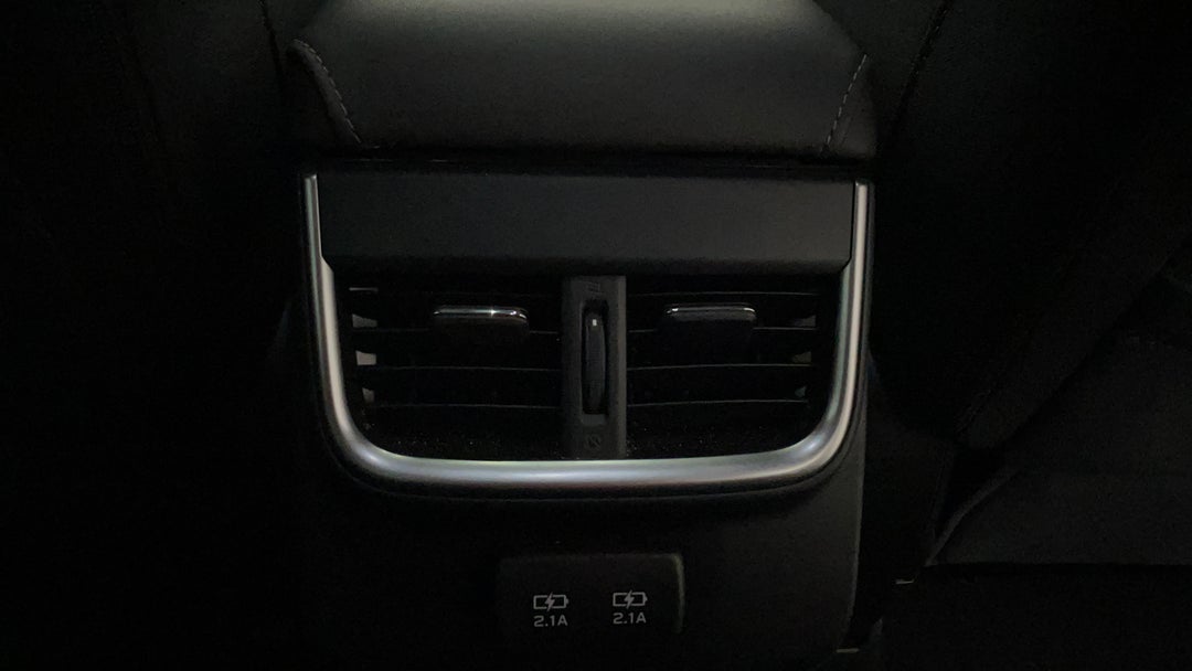 2022 Subaru Outback 2.5i Awd, Automatic, 33732 km, Rear A/C Vent