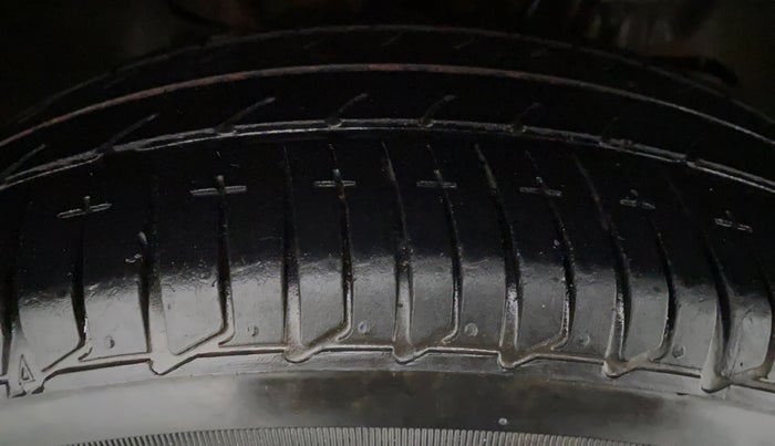 2018 Tata TIGOR XZ 1.2 REVOTRON, Petrol, Manual, 20,269 km, Right Rear Tyre Tread