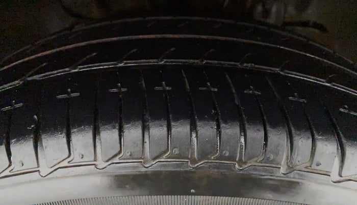 2018 Tata TIGOR XZ 1.2 REVOTRON, Petrol, Manual, 20,269 km, Right Front Tyre Tread