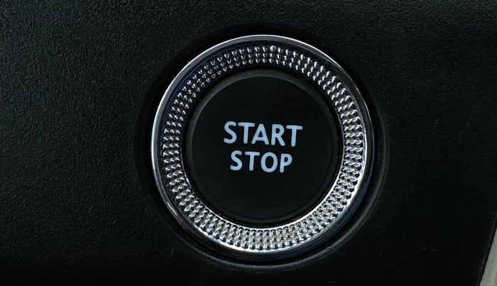 2019 Renault TRIBER 1.0 RXZ, Petrol, Manual, 22,188 km, Keyless Start/ Stop Button