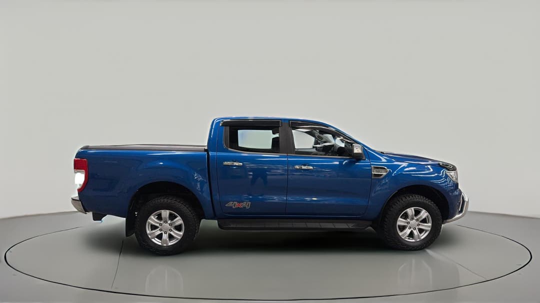2019 Ford Ranger Xlt 3.2 (4x4), Automatic, 147323 km, Right Side View