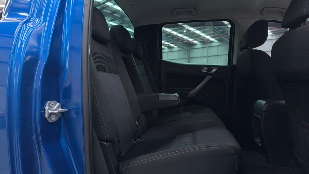 2019 Ford Ranger Xlt 3.2 (4x4), Automatic, 147323 km, Right Side Rear Door Cabin View