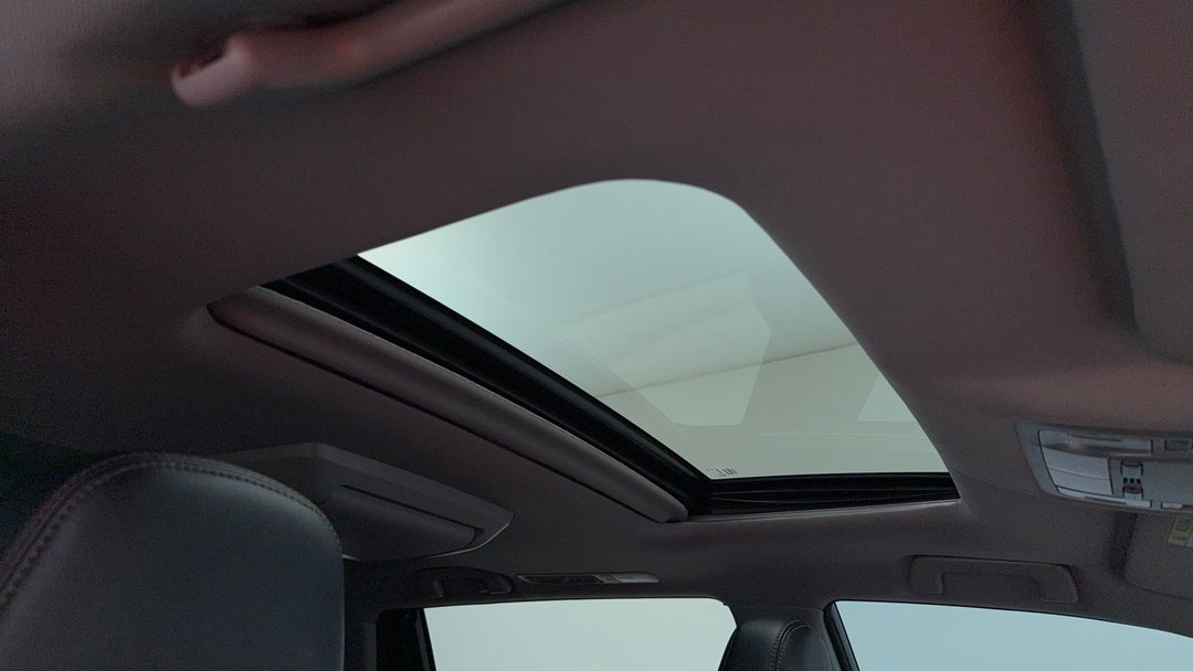 Interior Sunroof/Moonroof