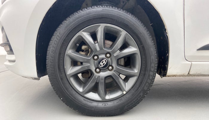 2020 Hyundai Elite i20 SPORTZ PLUS 1.2, Petrol, Manual, 59,999 km, Left Front Wheel