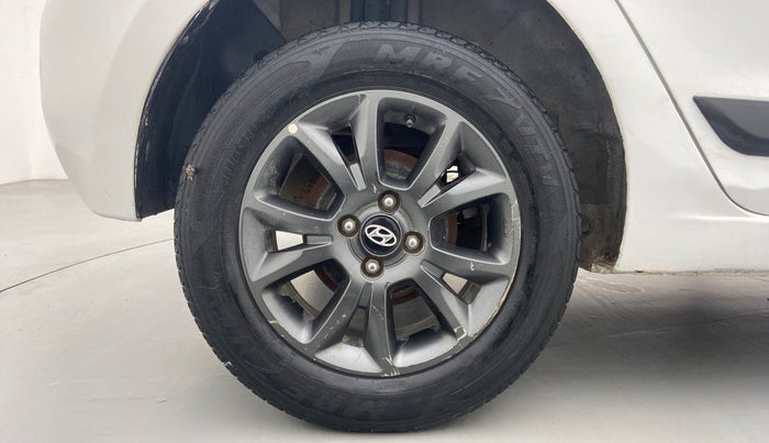2020 Hyundai Elite i20 SPORTZ PLUS 1.2, Petrol, Manual, 59,999 km, Right Rear Wheel