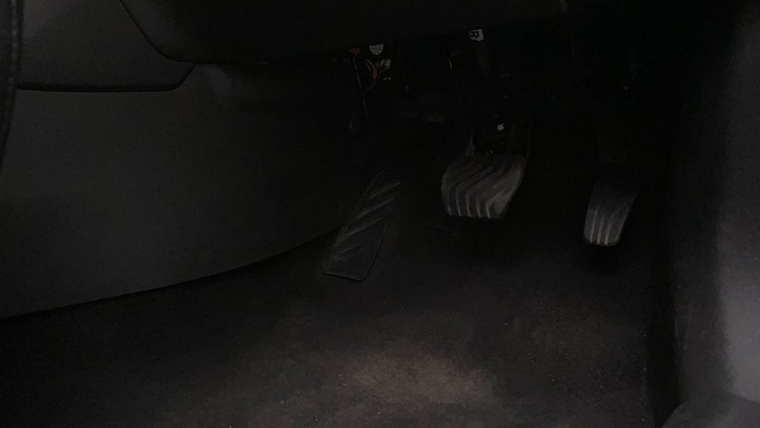 Pedals and Footmat