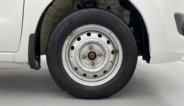 2013 Maruti Wagon R 1.0 LXI, Petrol, Manual, 1,12,490 km, Right Front Wheel