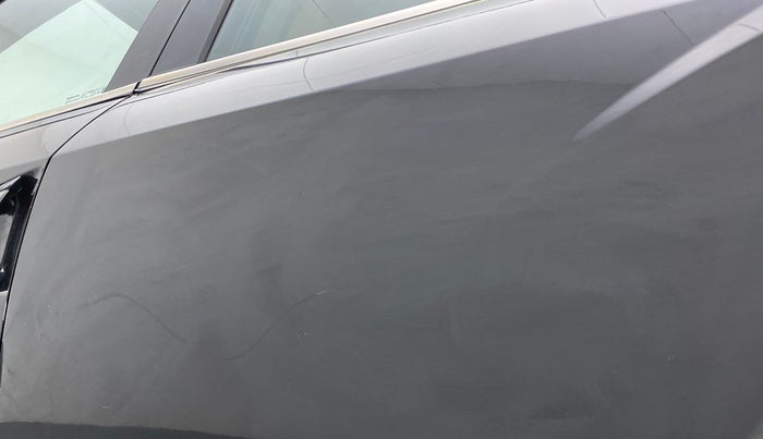 2018 Mahindra XUV500 W11, Diesel, Manual, 69,351 km, Rear left door - Minor scratches