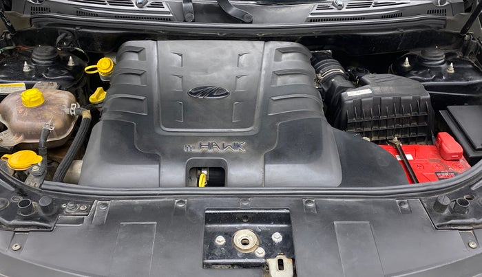 2018 Mahindra XUV500 W11, Diesel, Manual, 69,351 km, Open Bonet
