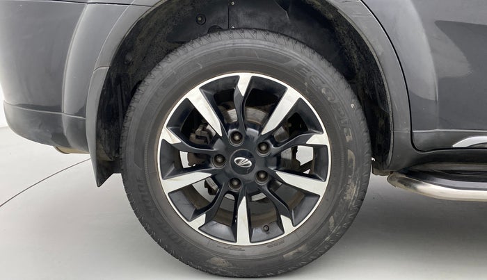 2018 Mahindra XUV500 W11, Diesel, Manual, 69,351 km, Right Rear Wheel