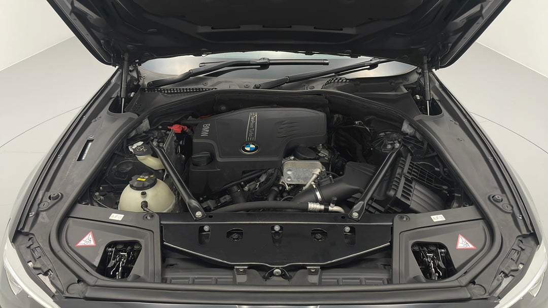 Open Bonnet (Engine)