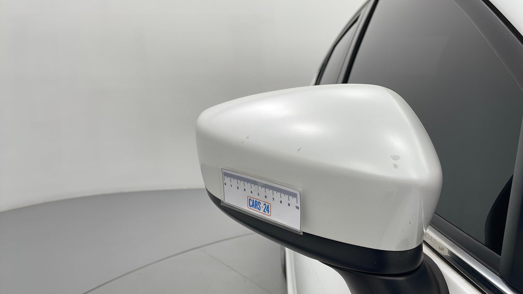 2015 Mazda 3 Sp25 Gt, Manual, 143146 km, Side Mirrors Housing RHS Chip