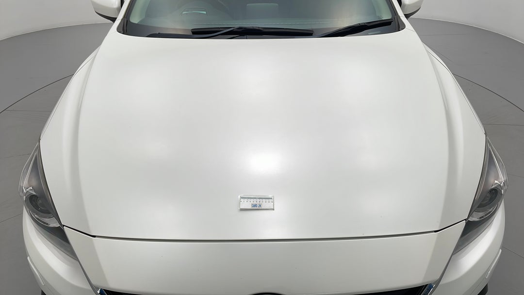 2015 Mazda 3 Sp25 Gt, Manual, 143146 km, Bonnet Chip