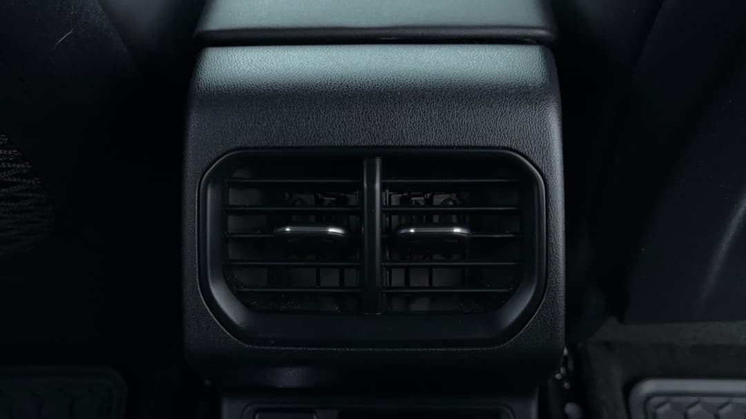 2025 Kia K4 Gt-line, Automatic, 16095 km, Rear A/C Vent