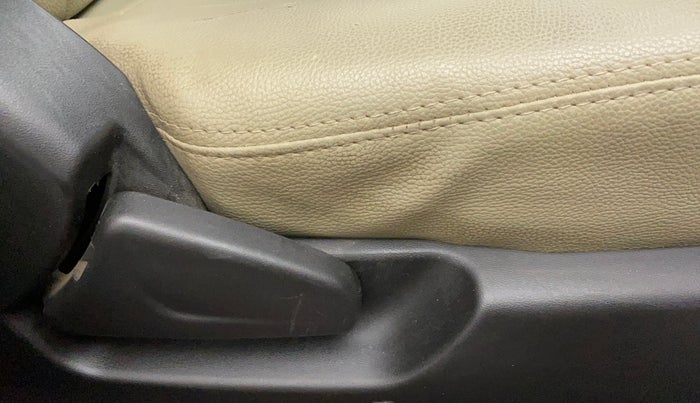 2017 Datsun Redi Go A, Petrol, Manual, 87,977 km, Driver Side Adjustment Panel