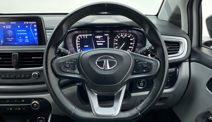2020 Tata ALTROZ XZ 1.2, Petrol, Manual, 19,337 km, Steering Wheel Close Up