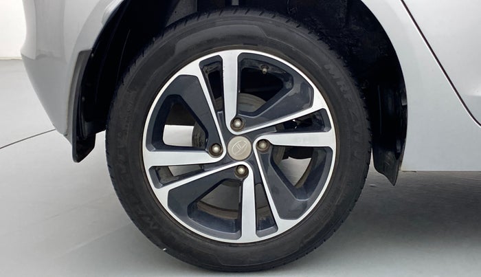 2020 Tata ALTROZ XZ 1.2, Petrol, Manual, 19,337 km, Right Rear Wheel