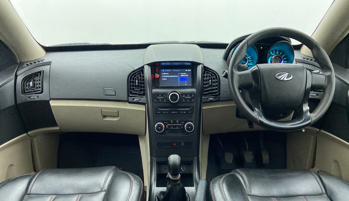 2016 Mahindra XUV500 W4, Diesel, Manual, 80,053 km, Dashboard