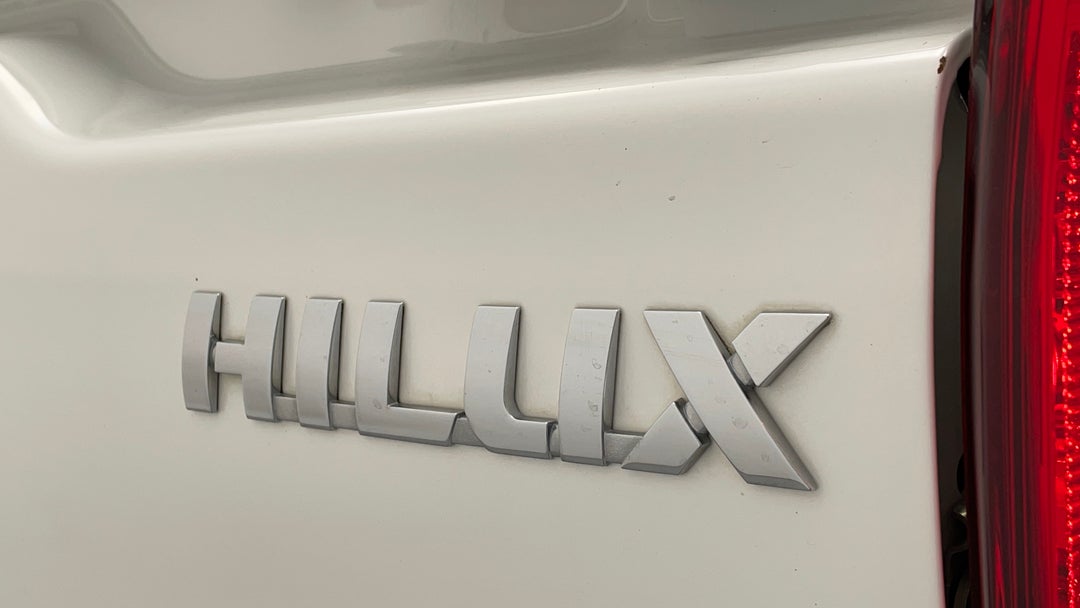 Badge (Boot Right Side)