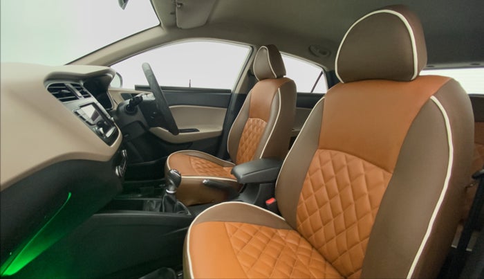 2018 Hyundai Elite i20 ASTA 1.4 CRDI, Diesel, Manual, 60,999 km, Right Side Front Door Cabin