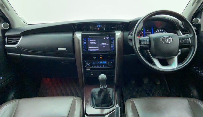 2017 Toyota Fortuner 2.8 4x2 MT, Diesel, Manual, 93,581 km, Dashboard