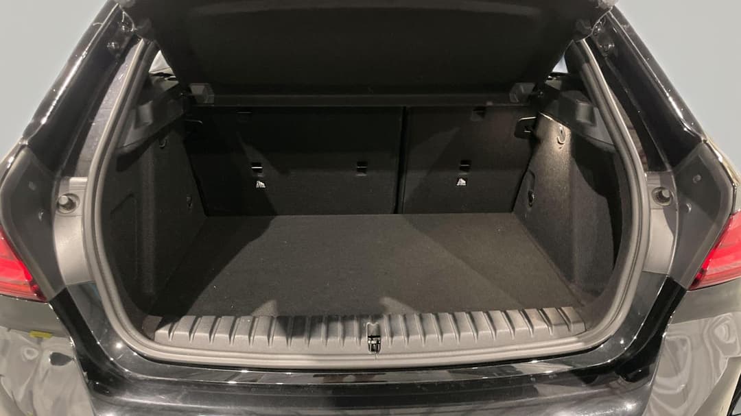 2021 BMW 1 M135i xDrive, Automatic, 49180 km, Boot Inside View