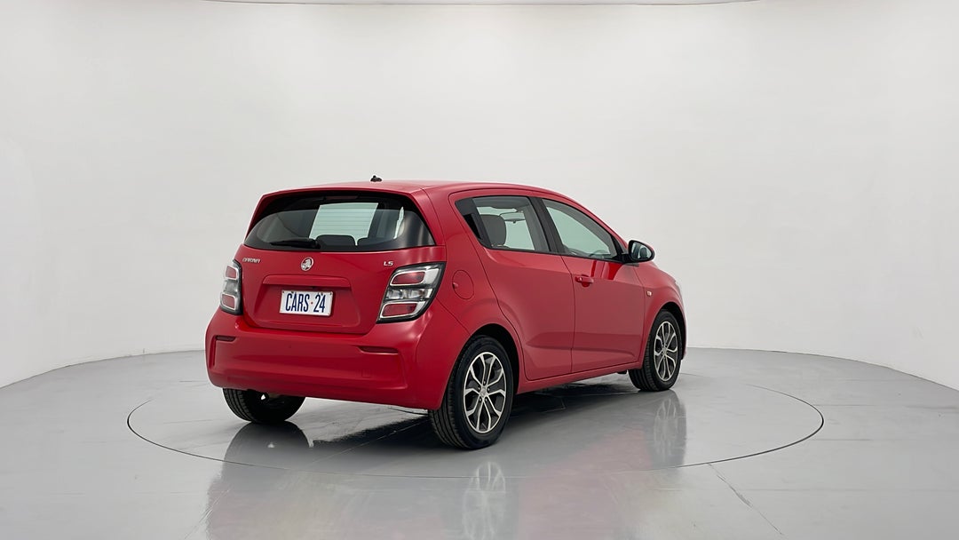 Right Back Diagonal (45- Degree) View