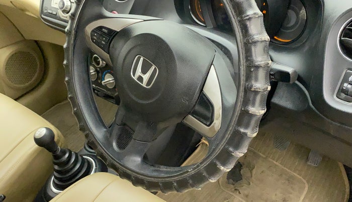 2014 Honda Amaze 1.2L I-VTEC S, Petrol, Manual, 19,479 km, Steering wheel - Steering cover is minor torn