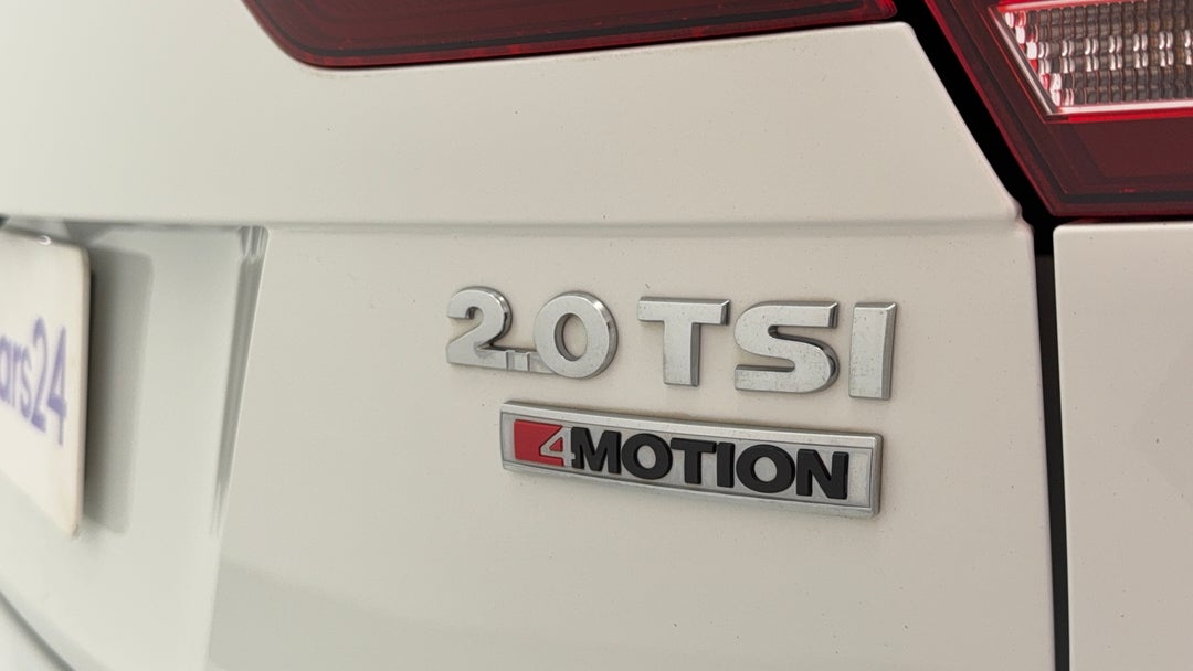 2016 Volkswagen Tiguan 132 Tsi Comfortline, Automatic, 120933 km, Badge (Boot Right Side)