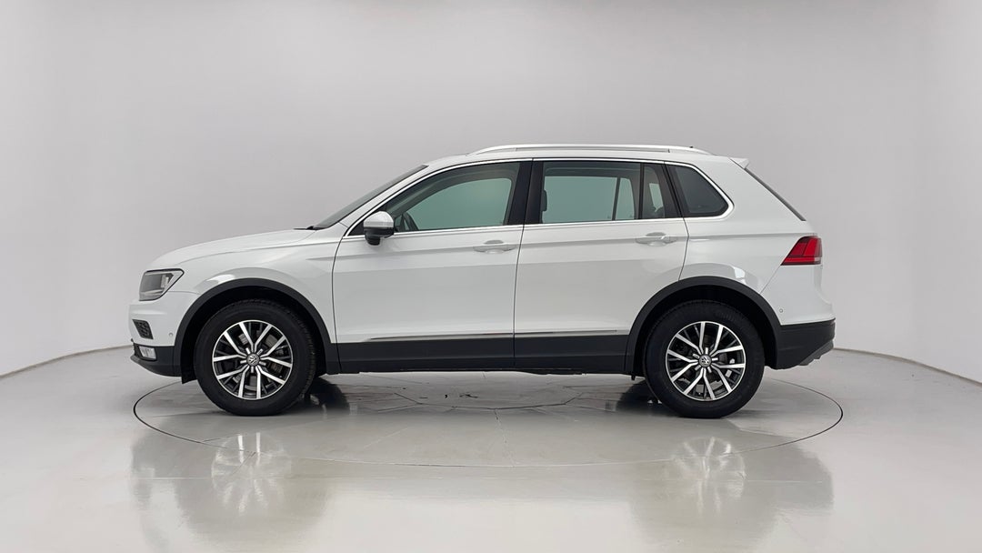 2016 Volkswagen Tiguan 132 Tsi Comfortline, Automatic, 120933 km, Left Side View