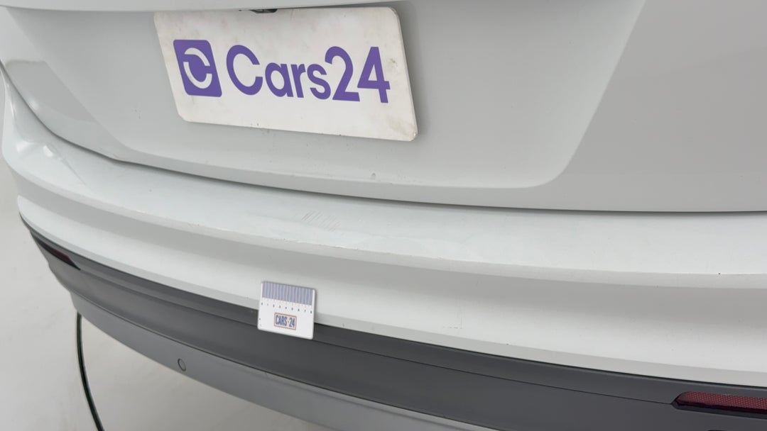 2016 Volkswagen Tiguan 132 Tsi Comfortline, Automatic, 120933 km, Bumper Rear Scuff