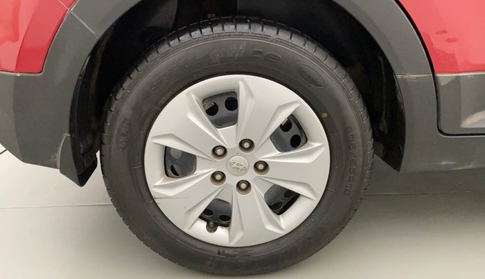 2017 Hyundai Creta E PLUS 1.6 PETROL, Petrol, Manual, 93,639 km, Right Rear Wheel