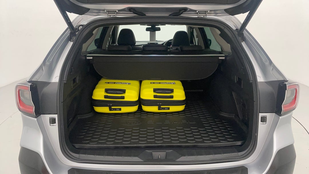 2021 Subaru Outback Touring Awd, Automatic, 78886 km, Boot Inside View with Luggage