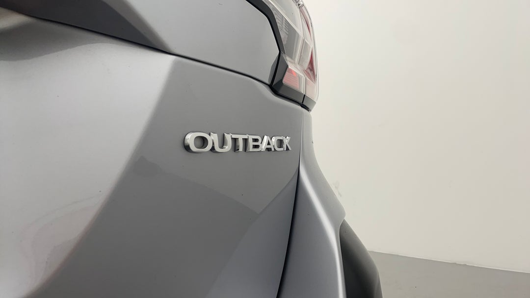 2021 Subaru Outback Touring Awd, Automatic, 78886 km, Badge (Boot Right Side)