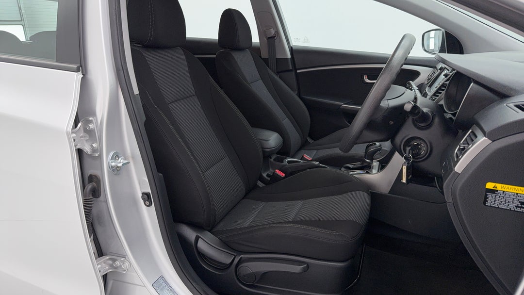 2016 Hyundai i30 Active, Automatic, 59383 km, Right Side Front Door Cabin View