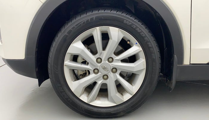 2020 Mahindra XUV300 W8 1.2 PETROL, Petrol, Manual, 45,790 km, Left Front Wheel