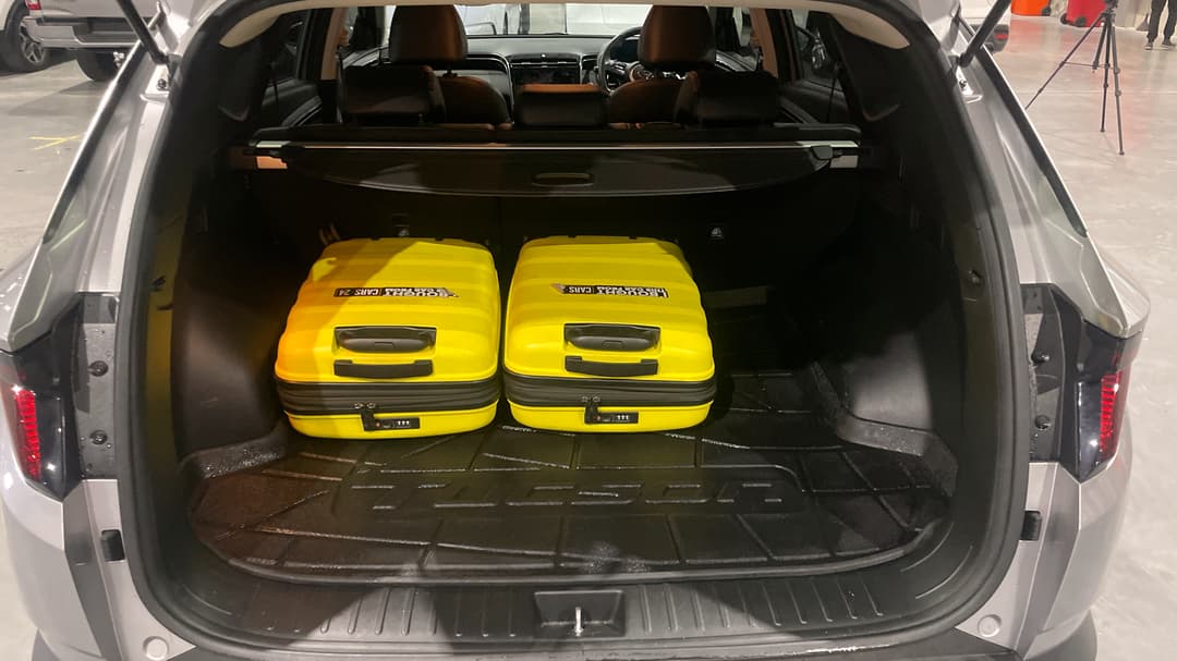 2022 Hyundai Tucson Elite (AWD), Automatic, 97608 km, Boot Inside View with Luggage